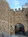 Puerta Berrozana und Stadtmauer